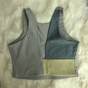 Outdoor voices Venus crop SMALL